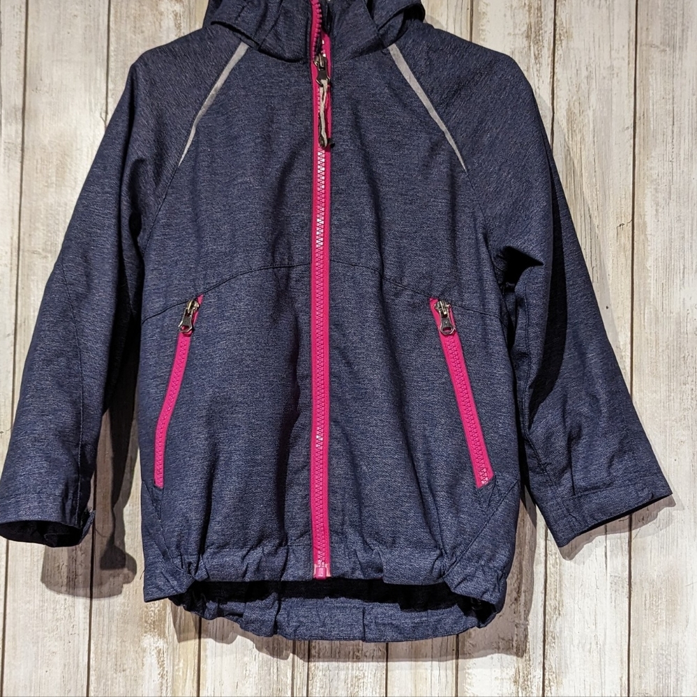 H&M Sport girls size 3-4year hooded jacket.